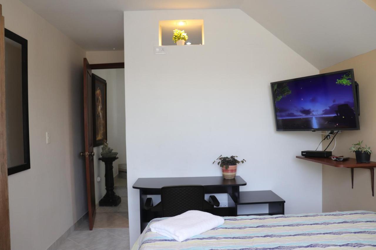 Mayorca Homestay Μεντεγίν Εξωτερικό φωτογραφία