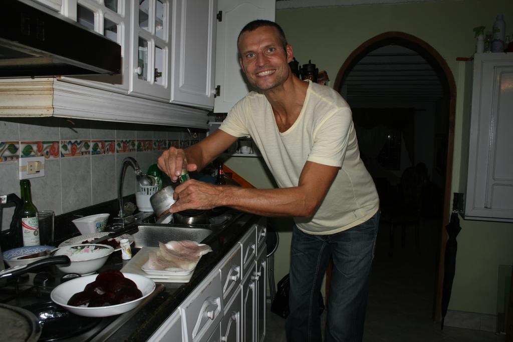 Mayorca Homestay Μεντεγίν Εξωτερικό φωτογραφία