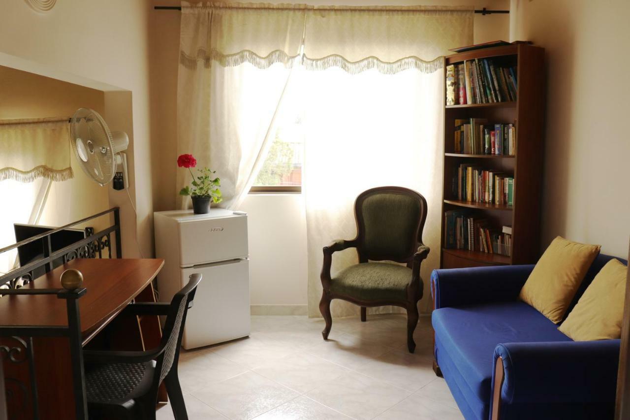 Mayorca Homestay Μεντεγίν Εξωτερικό φωτογραφία