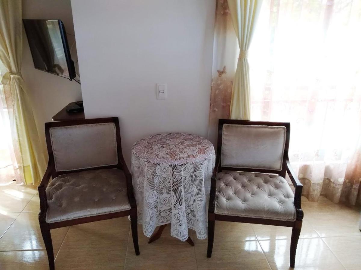 Mayorca Homestay Μεντεγίν Εξωτερικό φωτογραφία