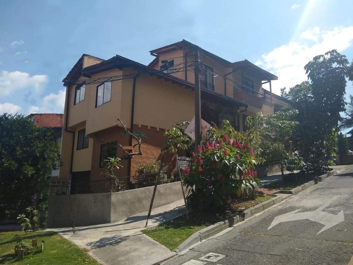 Mayorca Homestay Μεντεγίν Εξωτερικό φωτογραφία